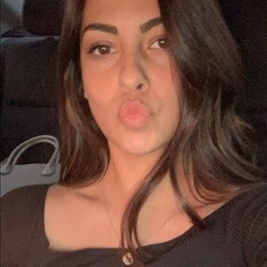 Meet your Posher, Lana